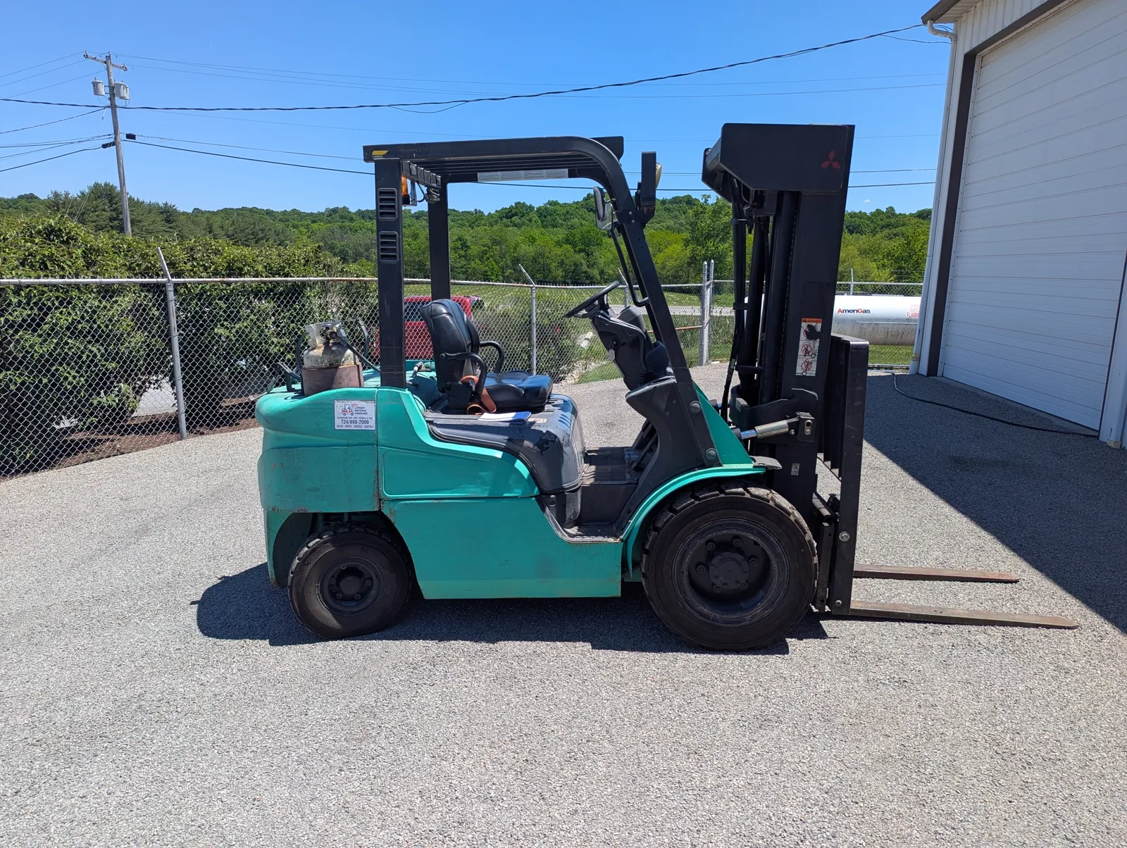 Used Mitsubishi FG30N LP pneumatic-tire forklift for sale in Hampton Roads